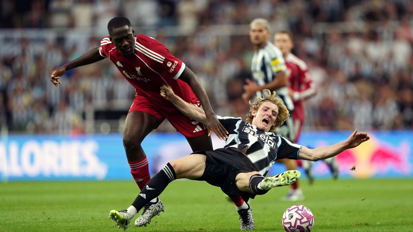 Arne Slot, Eddie Howe reaction to Liverpool rescuing win after 10-man Newcastle's insane comeback