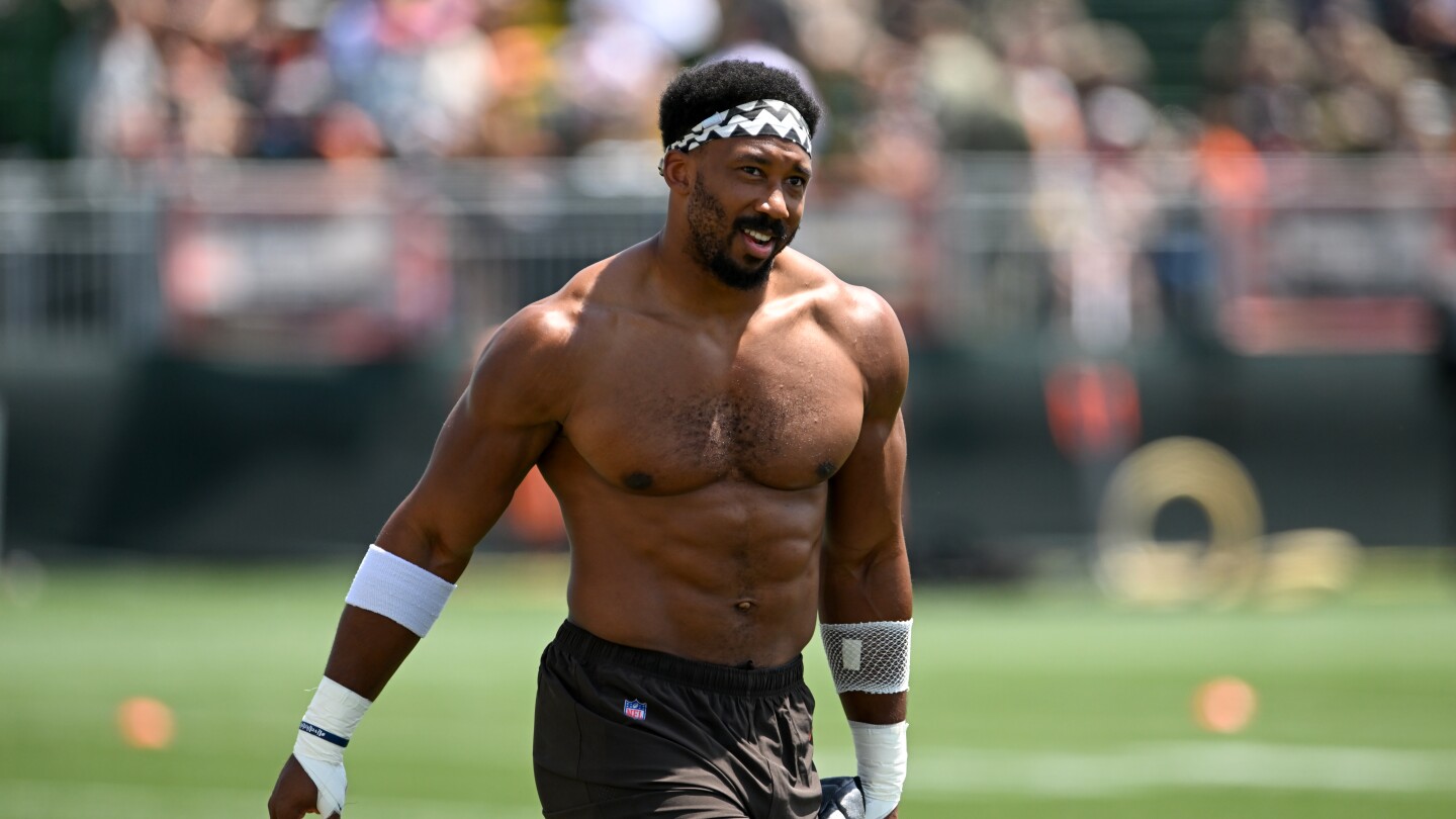 Jordan Mailata: There's no one like Myles Garrett, I sound like I’m glazing this bloke