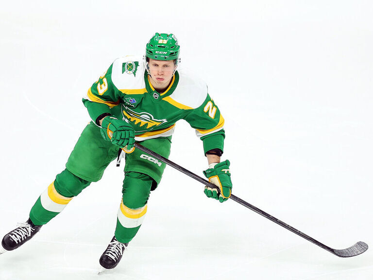 Wild re-sign Rossi to 3-year, $15M contract