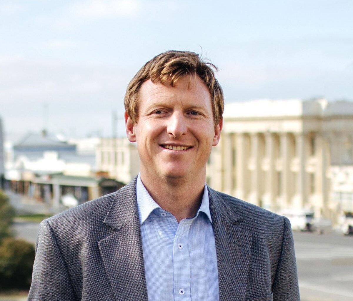 Both sides claiming their view is right