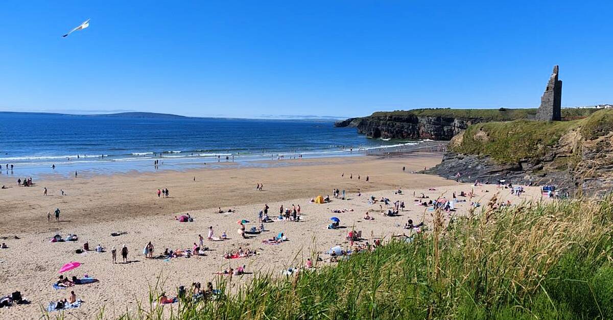 Young girl rescued from the sea at Ballybunion