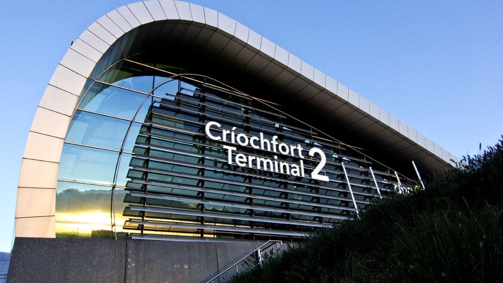 Further disruption for passengers at Dublin Airport's T2