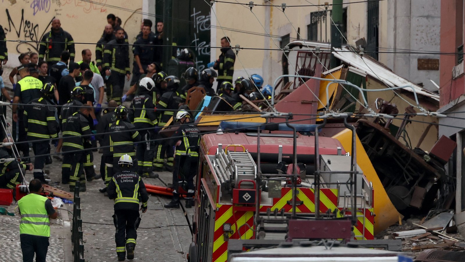 'Several' dead, 20 injured in Lisbon funicular crash