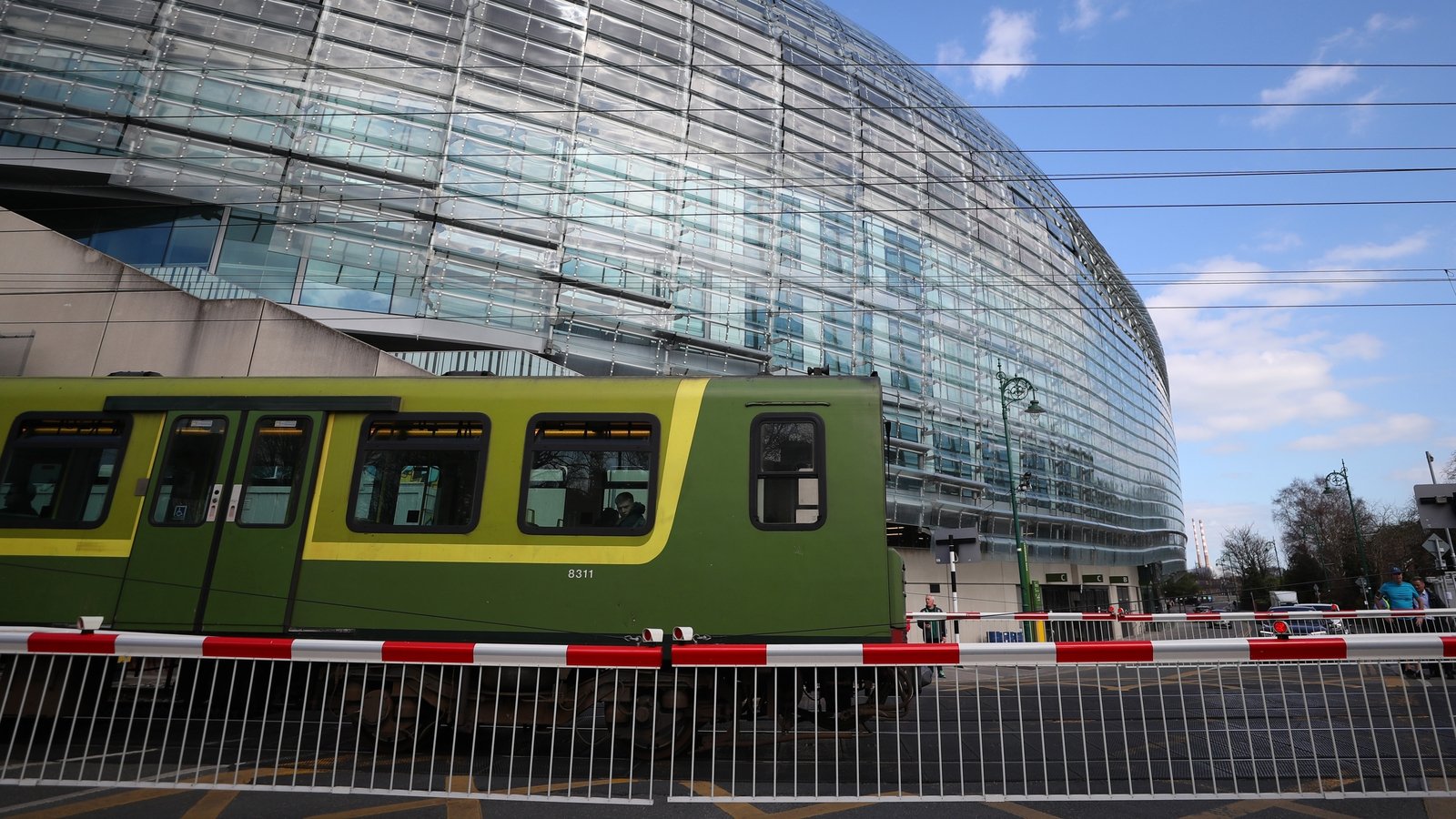 DART suspended between Lansdowne Road and Dún Laoghaire