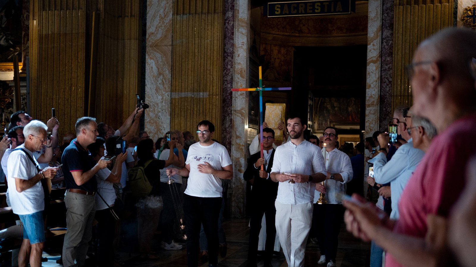 Vatican receives first LGBTQ pilgrimage