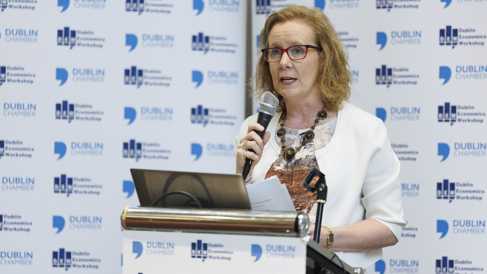 Calls for infrastructure projects to be prioritised