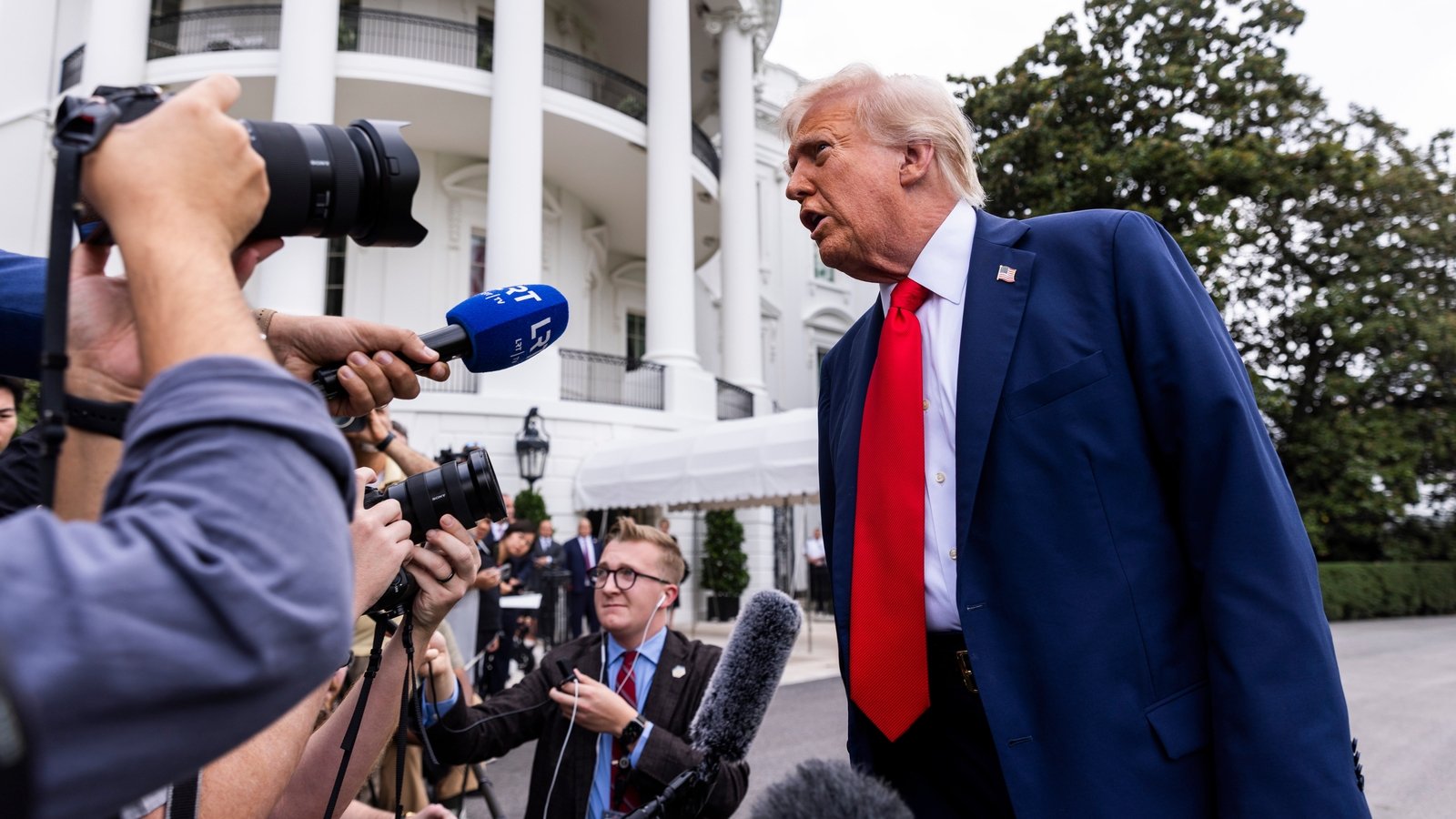 Trump vows to defend Baltic states if Russia escalates