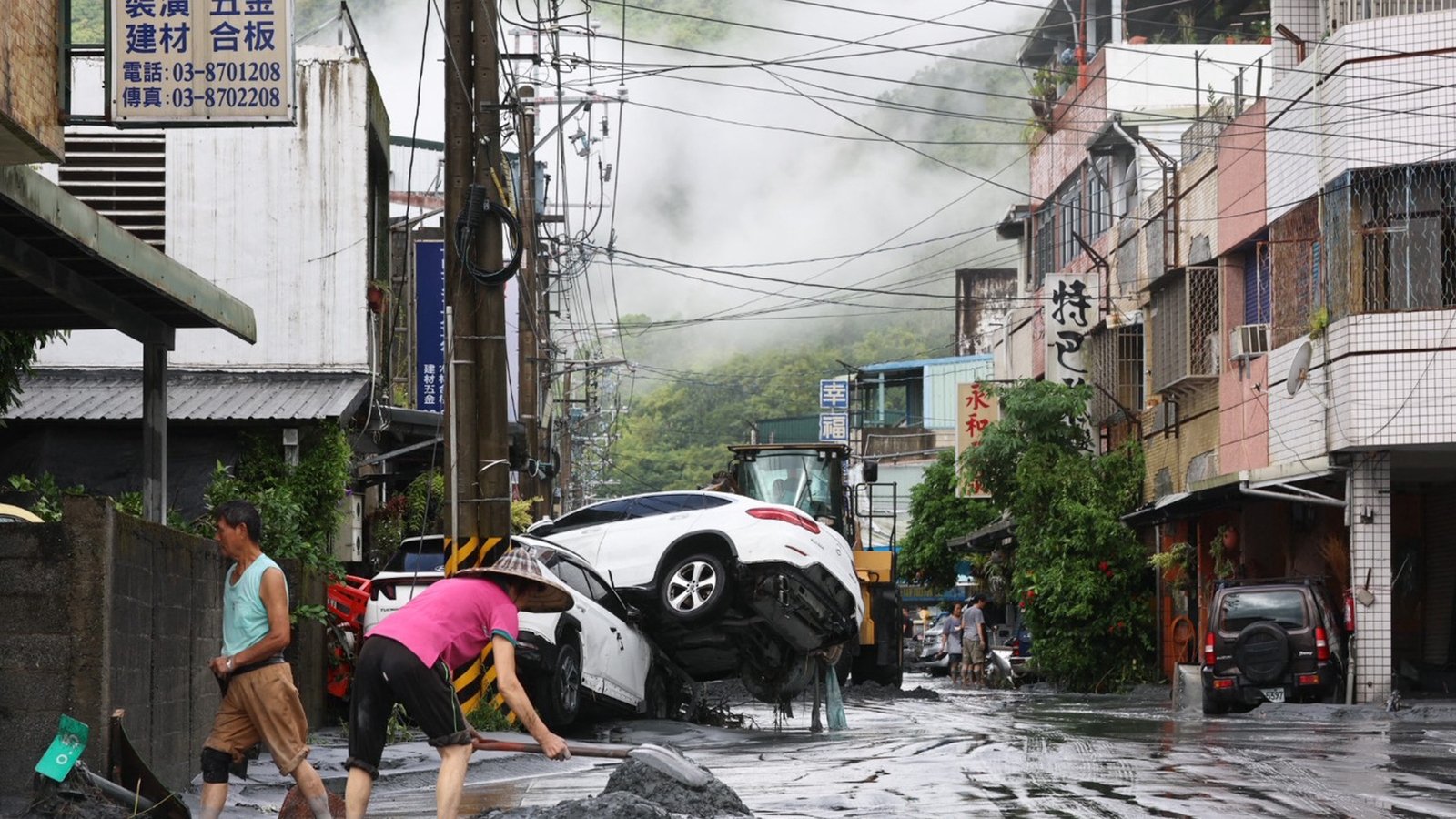 Fresh flood fears as Taiwan typhoon death toll reaches 17