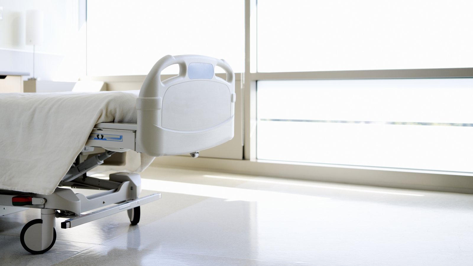 New hospital for Mid-West among options given to Govt