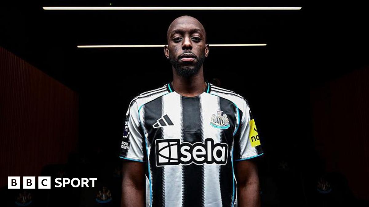 Yoane Wissa poses for photographs at the Newcastle United training ground after signing for the club on 1 September, 2025
