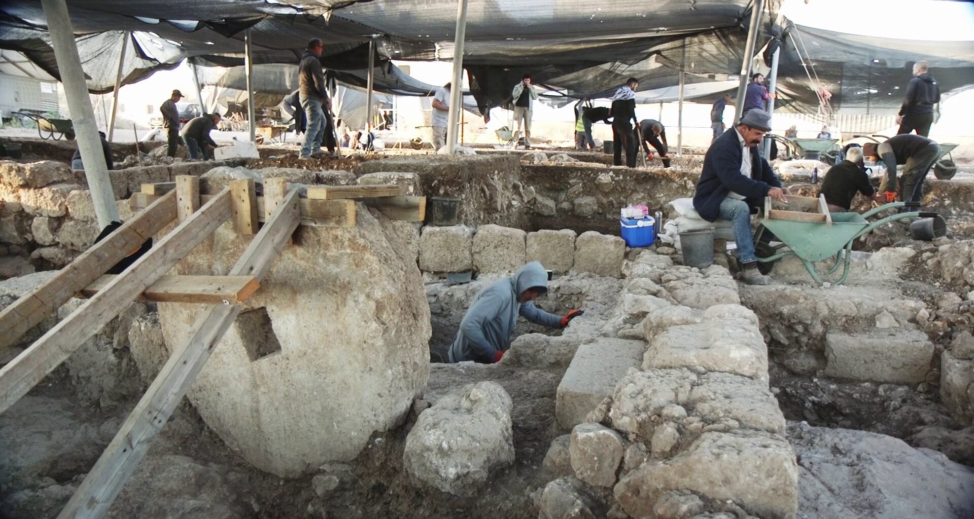 'Good Luck!' Inscription Found on 1,600-Year-Old Samaritan Mosaic in Kafr Qasim Excavation