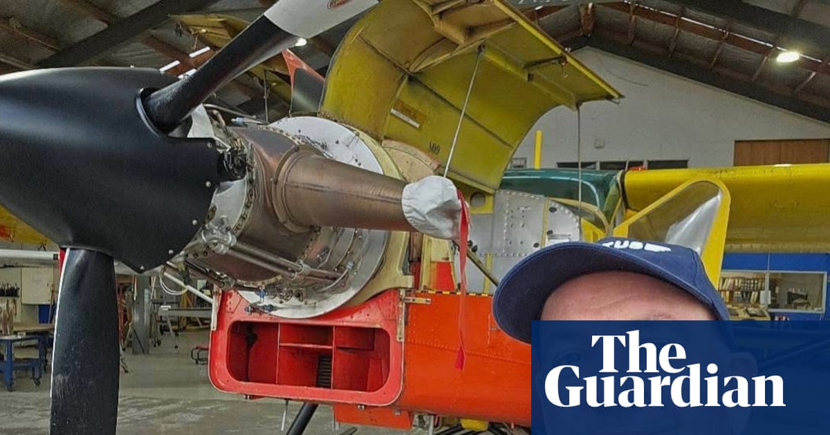 Eight skydivers leapt from plane minutes before it crashed killing pilot in NSW | Australia news