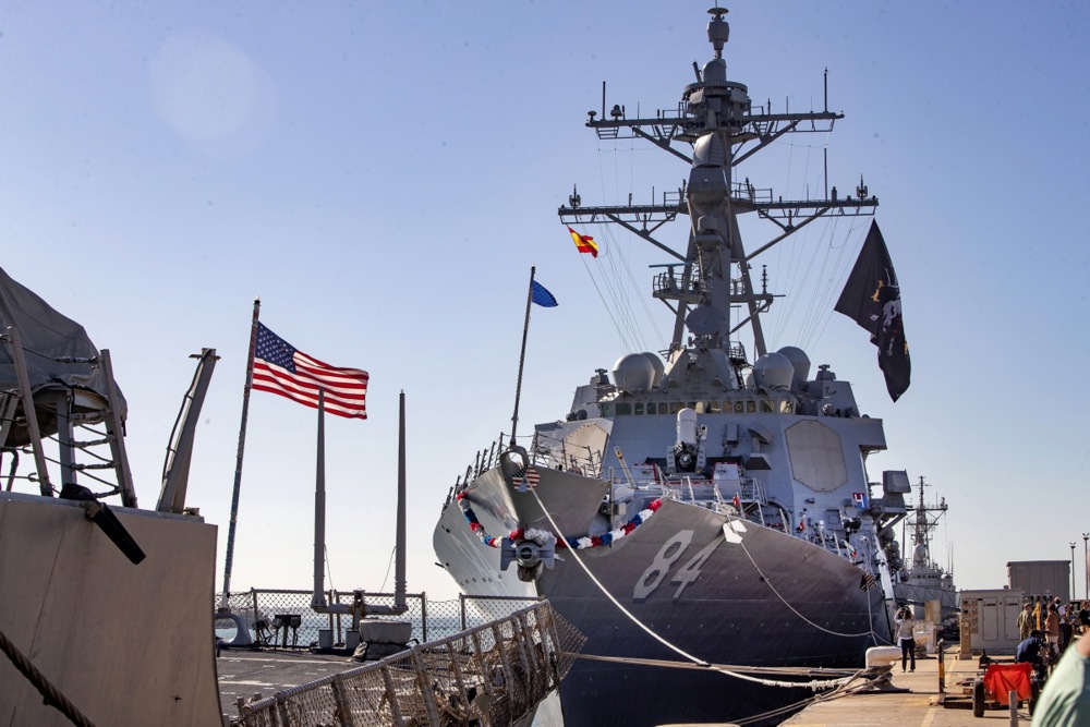 US navy destroyer USS Bulkeley arrives to the dock of Rota