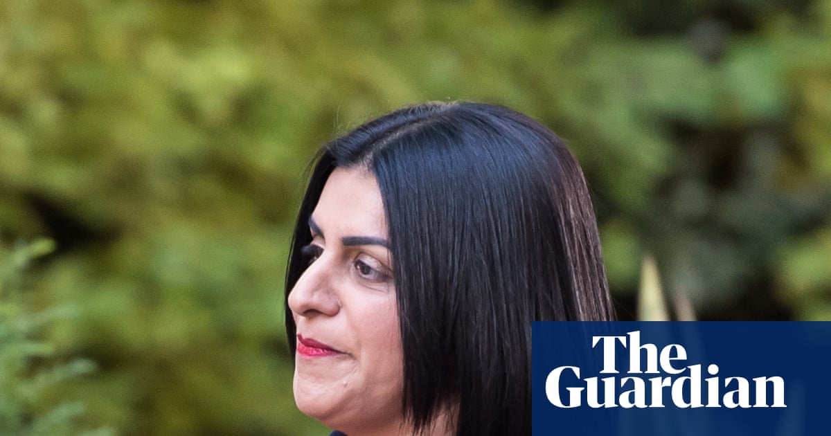 Shabana Mahmood accuses asylum seekers of making ‘vexatious, last-minute claims’ | Immigration and asylum