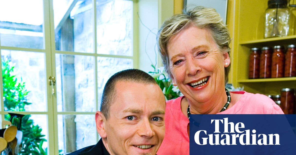 No culinary war, no sweary saucier: why The Cook and the Chef is still the best food TV | Australian television