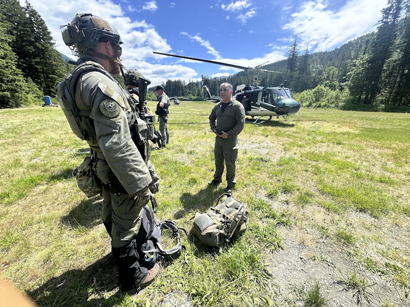 Officials find remains believed to be Travis Decker, wanted for killing his 3 young daughters