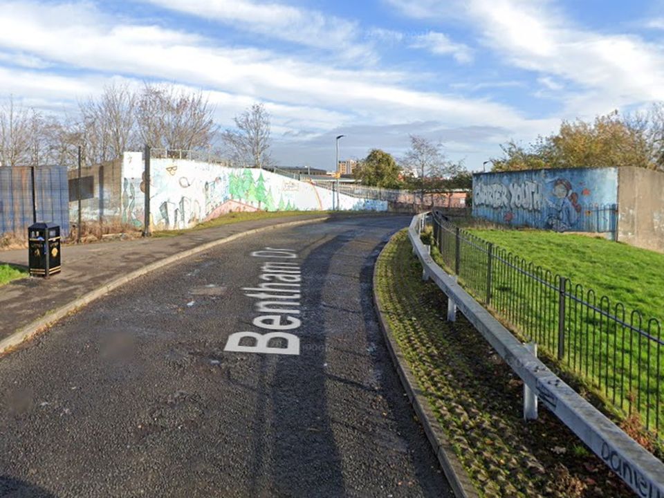 The incident is in the Bentham Drive area (Photo: Google)