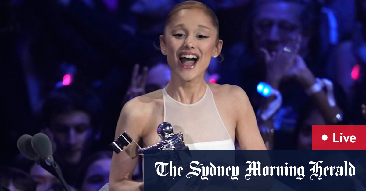 Lady Gaga to perform, LL Cool J to host Mariah Carey gets Video Vanguard; follow minute-by-minute commentary