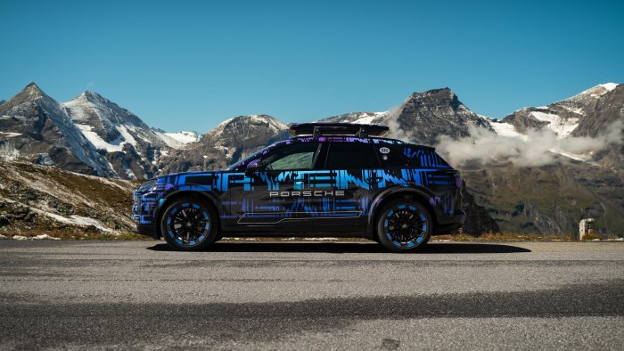 Porsche showcases Cayenne Electric Prototype on legendary Großglockner High Alpine Road