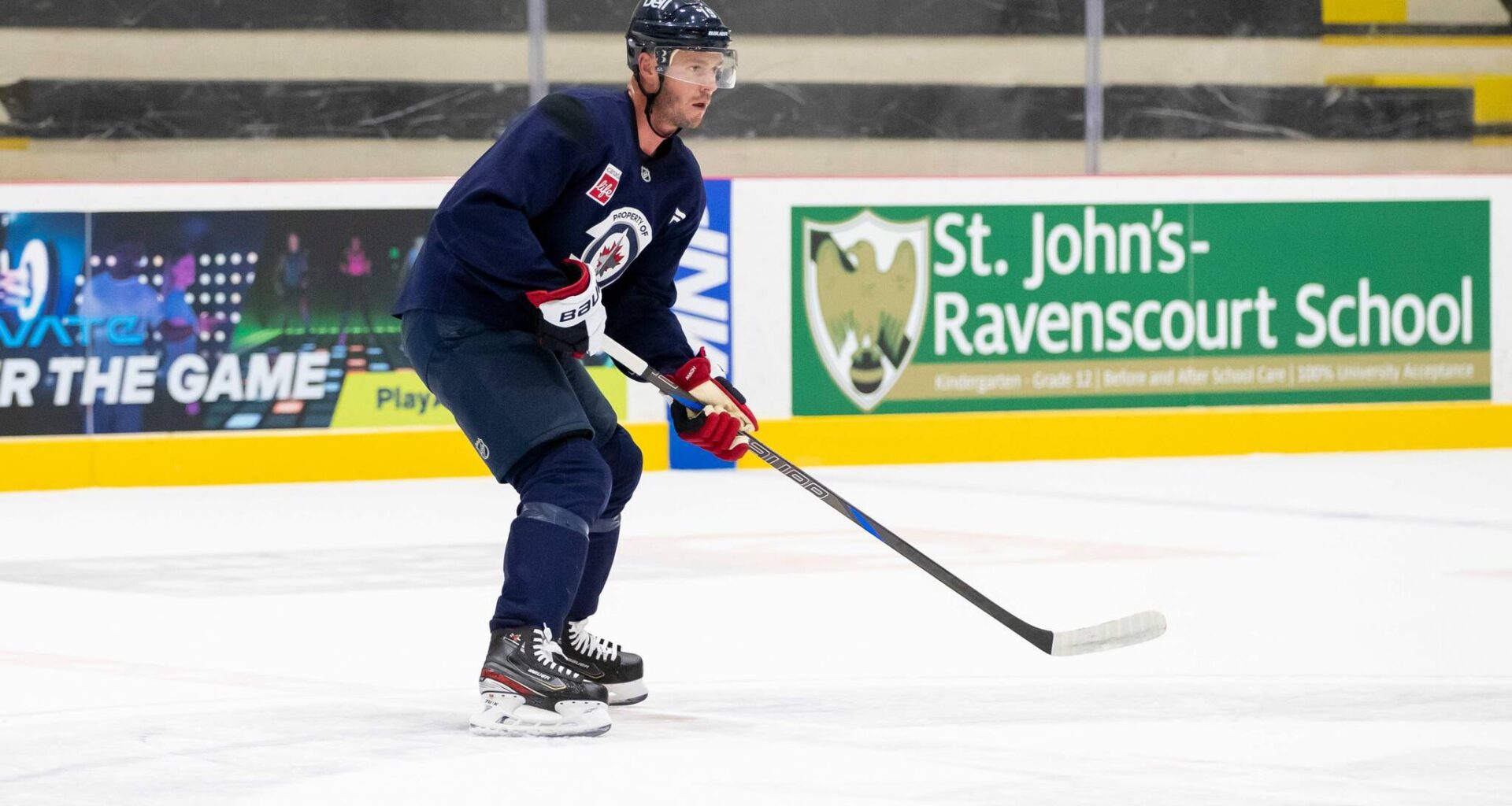 Toews thrilled to be back on the ice after health issue hiatus – Winnipeg Free Press