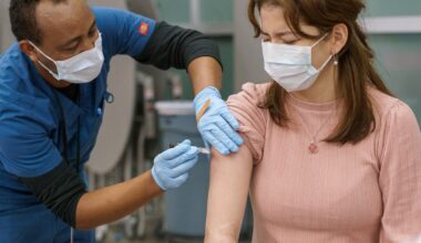 West Coast governors issue COVID-19 vaccine guidance after CDC concerns