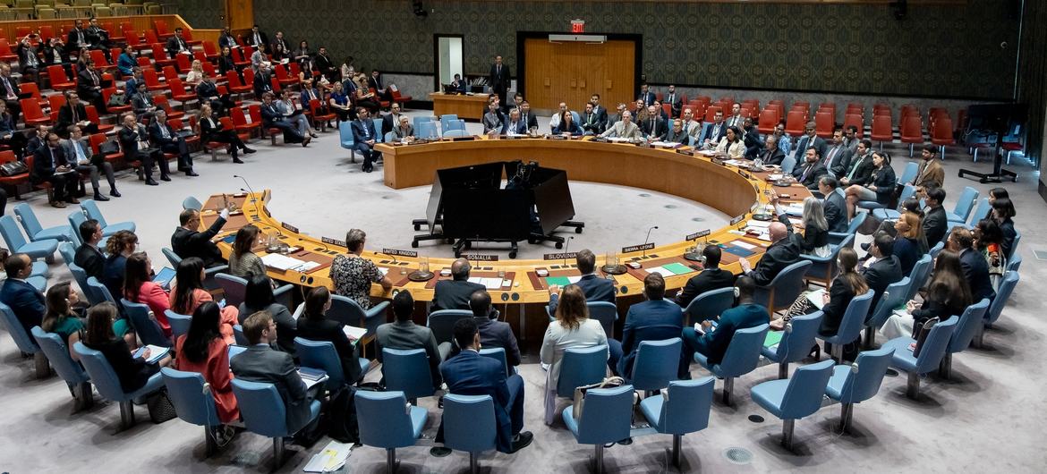 Security Council members vote on the draft resolution.