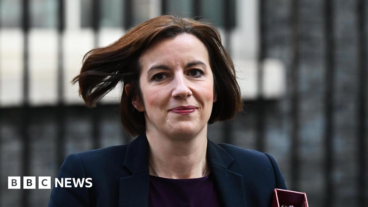 Bridget Phillipson pictured in Downing Street