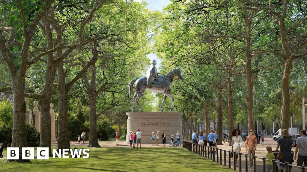 Queen Elizabeth statue will show 'grandeur and dignity,' sculptor says