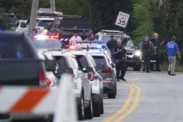 Three police officers killed and two wounded in shooting in Pennsylvania