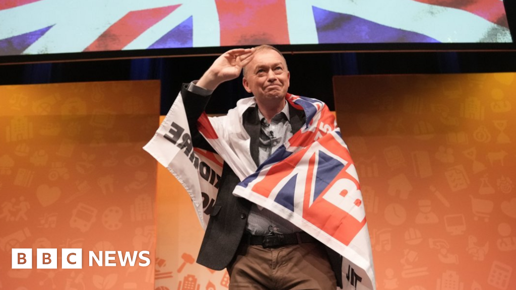 Farron drapes himself in flag as Lib Dems seek to reclaim patriotism