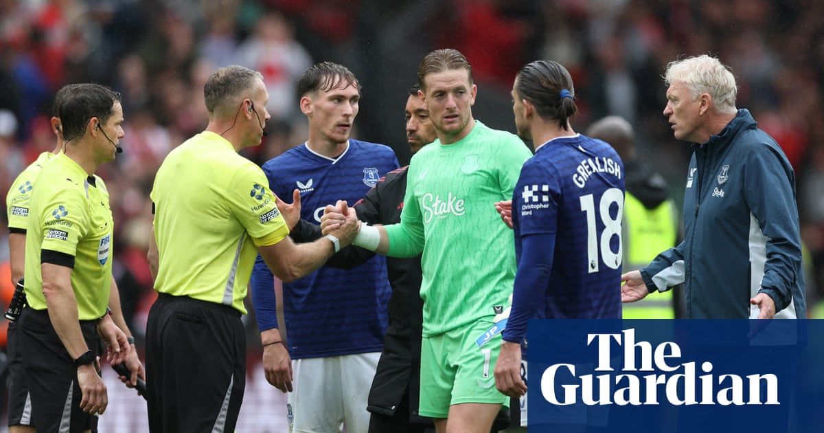 Everton’s Grealish and Moyes hit out at referee over stoppage time | Everton