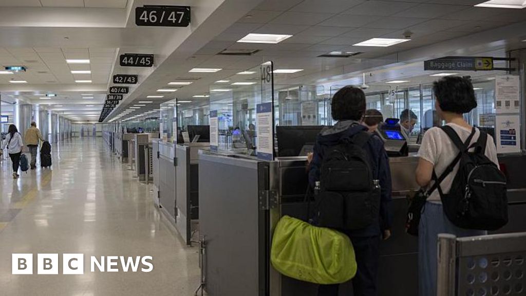 Man spent $8,000 on flights to get back to the US after visa fears