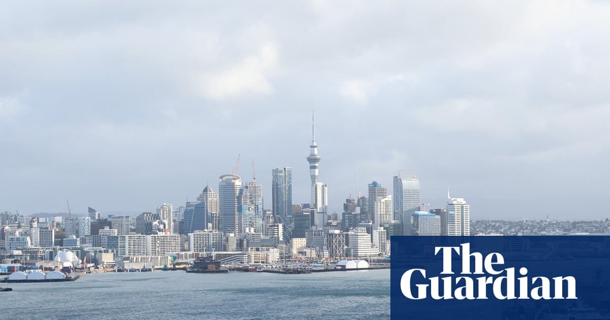 New Zealand loosens residency restrictions as record number of citizens leave | New Zealand