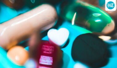 Physician warns emotional blunting can be a side-effect of antidepressants, shares other risks and withdrawal symptoms