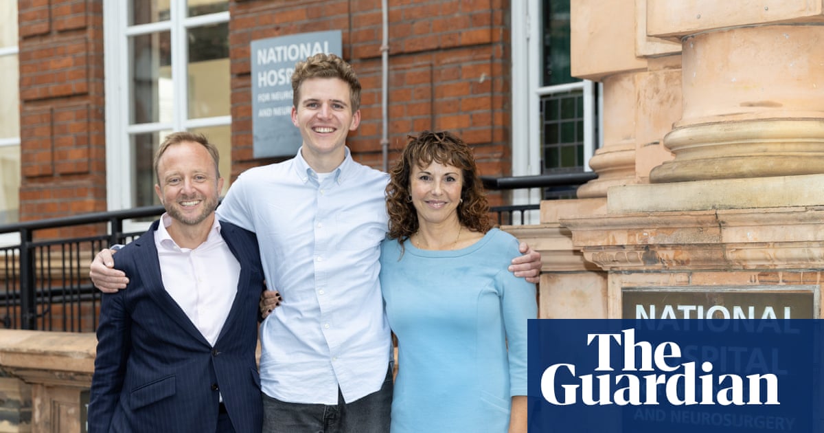 Huntington’s disease treated successfully for first time in UK gene therapy trial | Huntington's disease