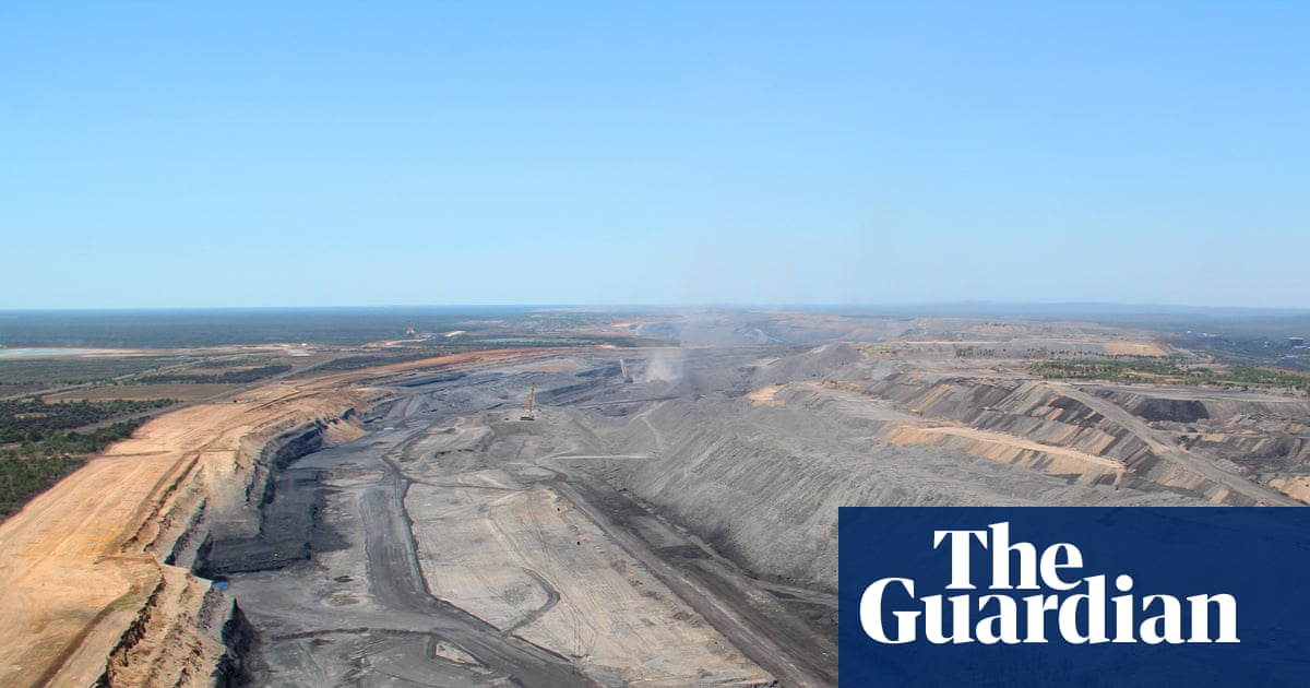 Queensland coalmines marked for closure ‘uneconomic’, analysis shows, despite sector blaming royalties scheme | BHP