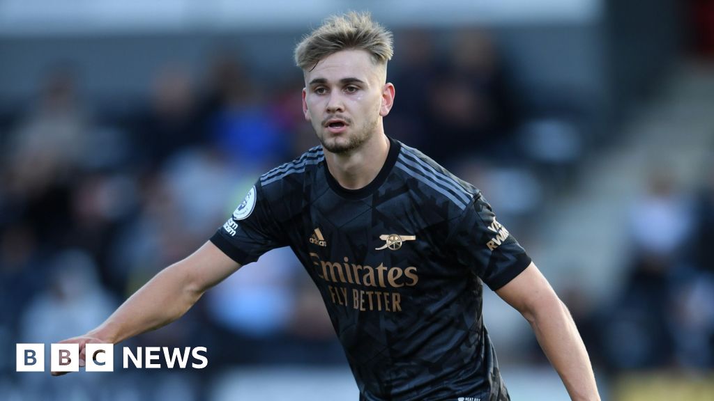 Former Arsenal striker dies after 'significant' injury