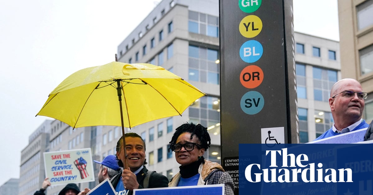 US set for largest mass resignation in history as Trump continues deep cuts | Trump administration