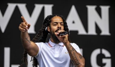 Independent Ireland politicians begin legal proceedings to shut down Bob Vylan show in Dublin