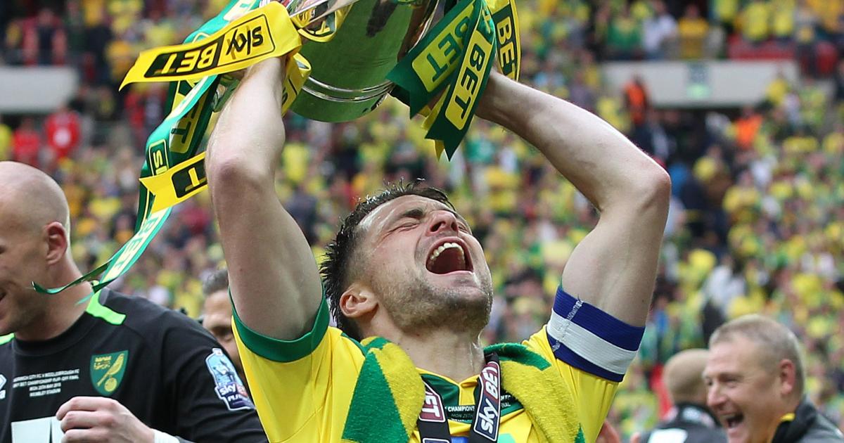 Rangers backing for ex-Norwich City defender Russell Martin