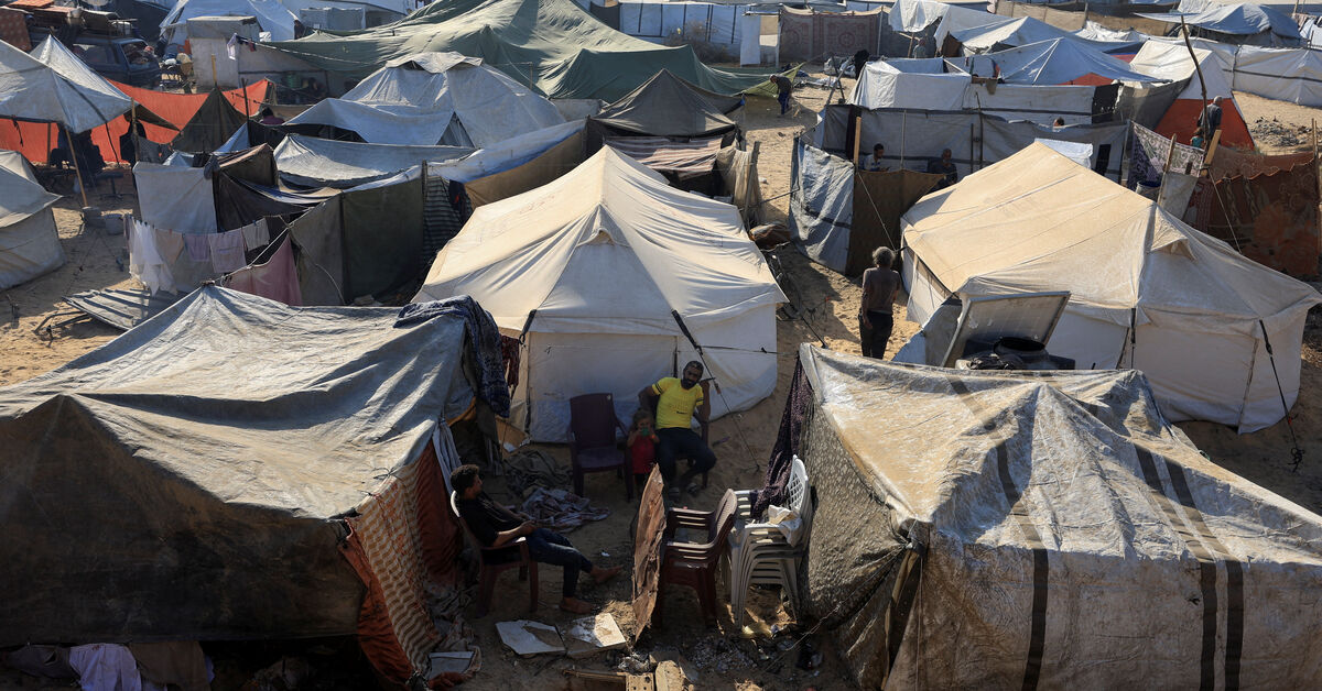 Aid route closure worsens shortages in famine-struck northern Gaza