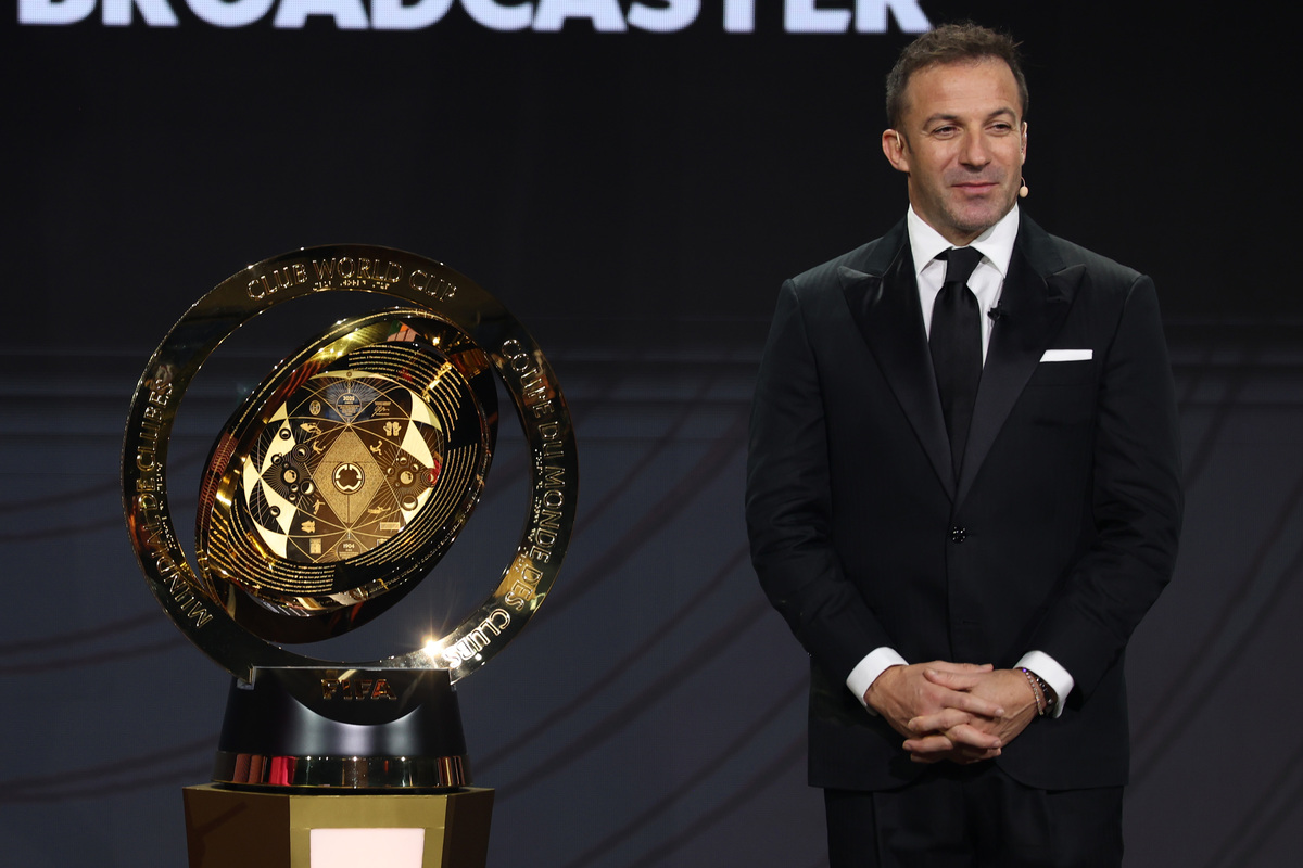 MIAMI, FLORIDA - DECEMBER 05: Alessandro Del Piero looks on alongside The FIFA Club World Cup Trophy during the 2025 FIFA Club World Cup Draw at Telemundo Studios on December 05, 2024 in Miami, Florida. (Photo by Brennan Asplen/Getty Images) (Inter and Juventus participating)