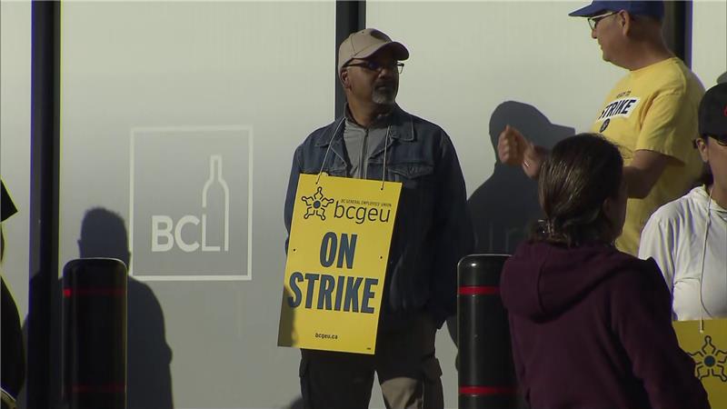 BCGEU strike expands again, closing liquor stores