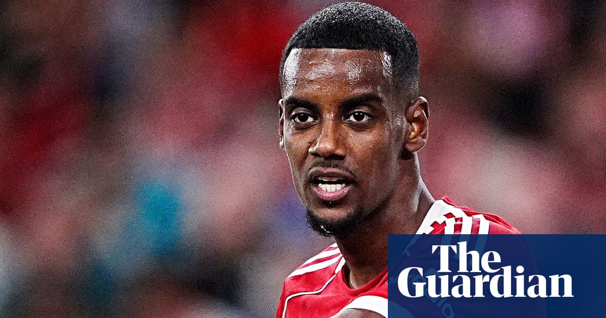 Alexander Isak’s Liverpool debut provides box-office glamour despite rust | Liverpool