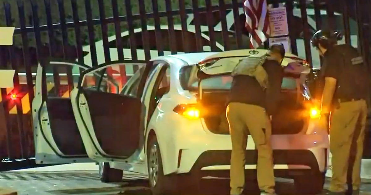 Manhunt underway after targeted 'terrorist' incident at FBI office in Pittsburgh