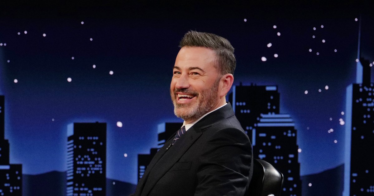 Sinclair is putting Jimmy Kimmel's late-night show back on the air