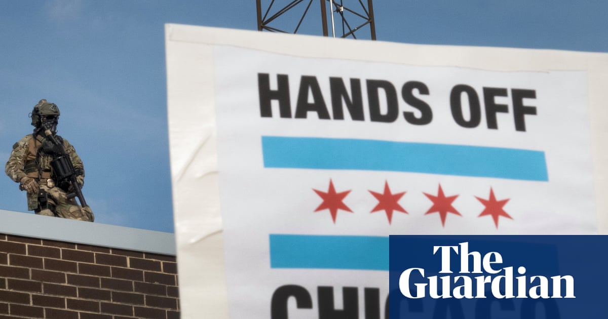 US immigration officers kill man trying to flee vehicle stop near Chicago | US immigration