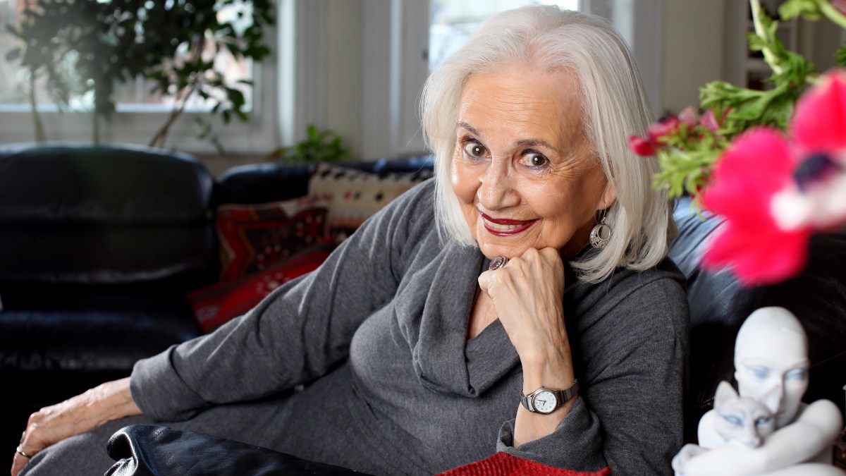 Holocaust survivor and husband announce Swiss suicide in email