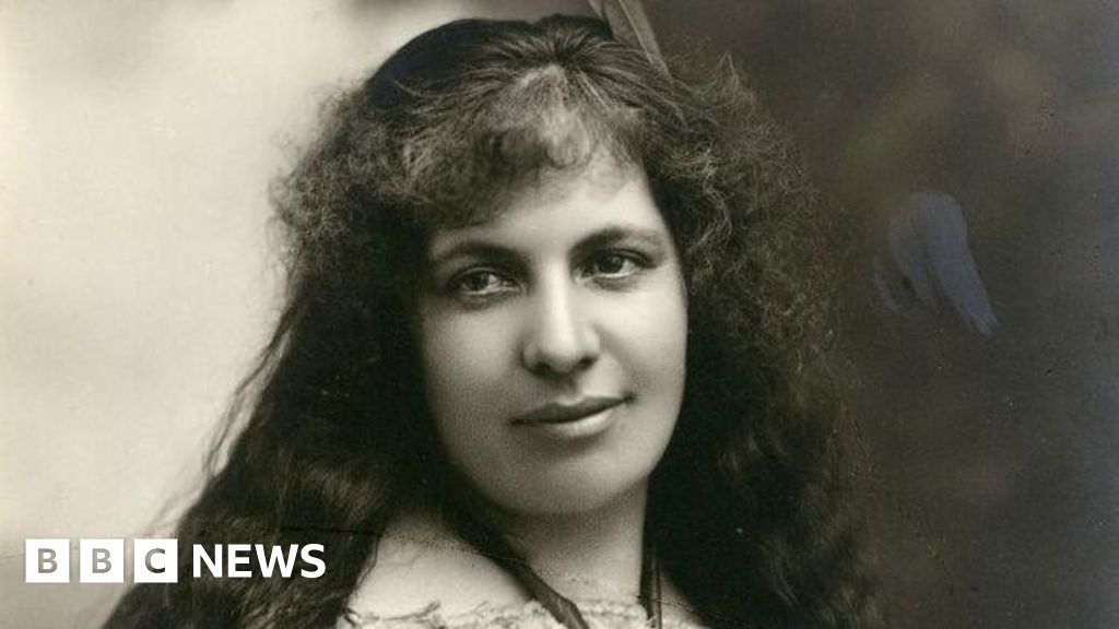 Posthumous Oxford degree awarded to Māori woman