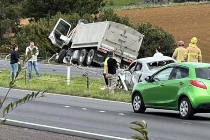 SunLive - Triple-fatal crash survivor: 'I saw it all'